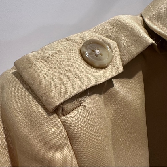 NWT Wilson Jackets Classic Beige Pleated Trench Coat Medium - Picture 9 of 13